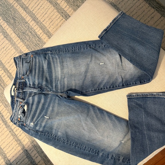 AE77 Premium Mom Jeans from American Eagle Size 4 - Picture 2 of 10